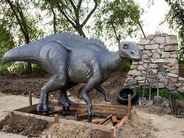 Палеонтологические экскурсии и конкурс графических историй: в областной столице празднуют Международный День динозавров 